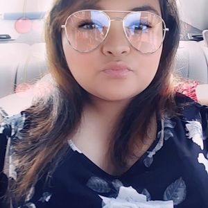 Meet your Posher, Fatima